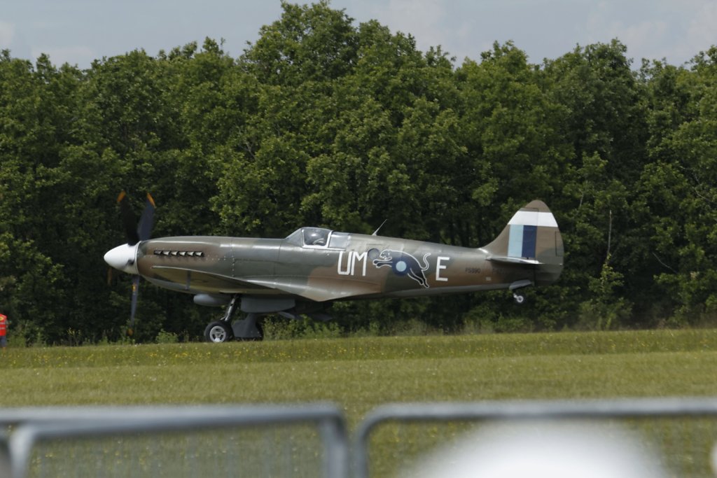 Supermarine-Spitfire.jpg