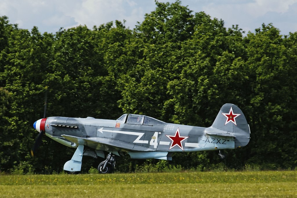 YAK-3-a-Normandie-Niemen.jpg