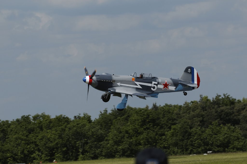 YAK-3-e-Normandie-Niemen.jpg