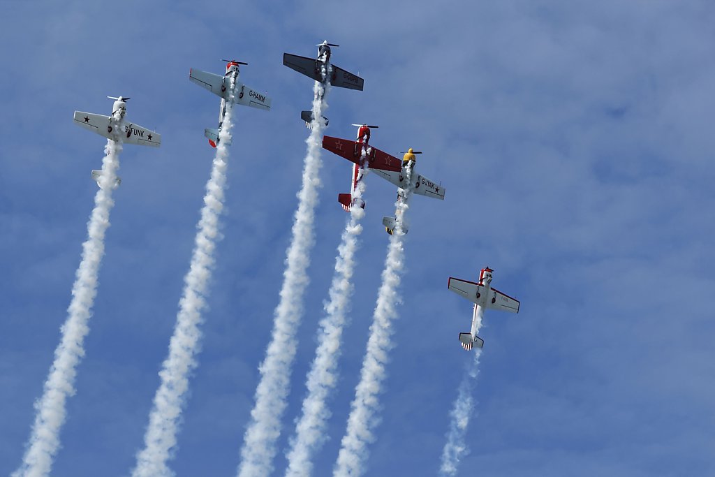 YAK-50-Aerostars-e.jpg
